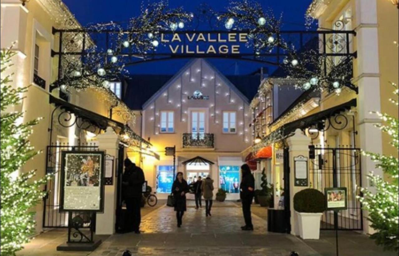 Studio Disneyland Paris Holidays Montevrain Bagian luar foto